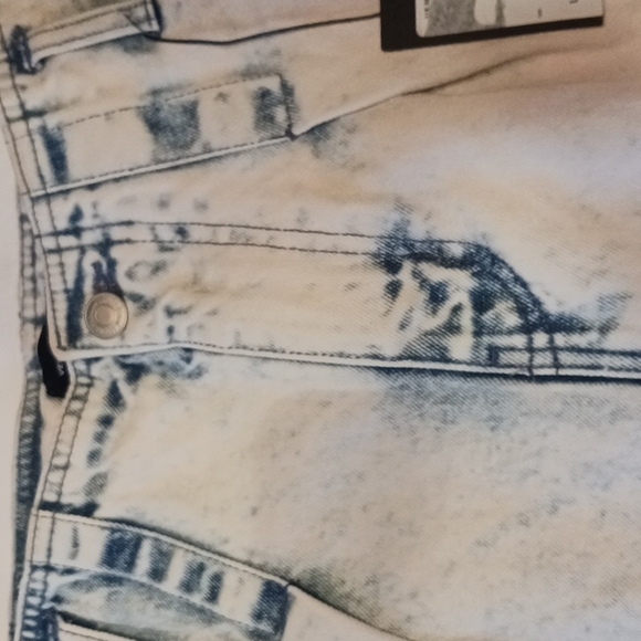 VERO MEDO WHITEWASH DENIM ANKLE JEANS - Picture 5 of 11